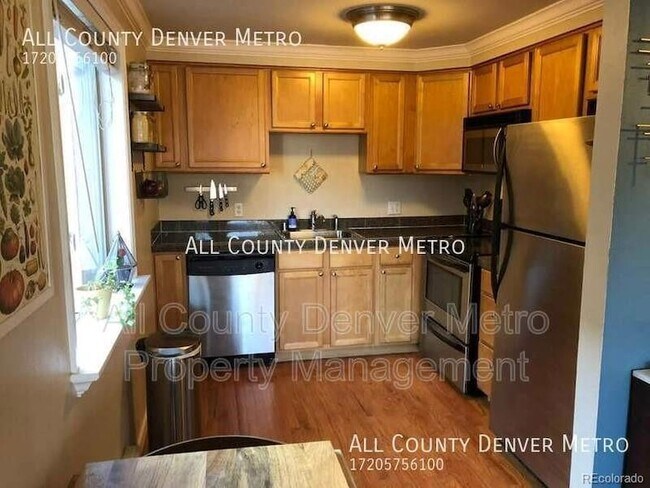 Building Photo - 1435 N Elizabeth St