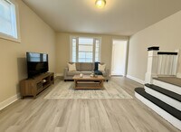 Building Photo - 5635 Hadfield St