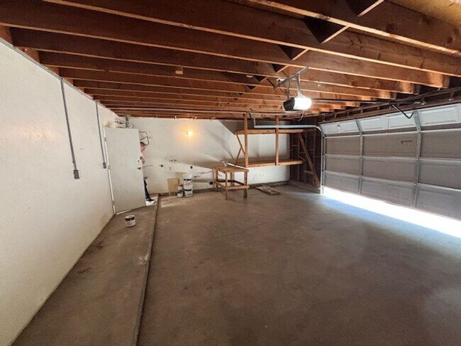 Building Photo - 4809 Treanna Ave