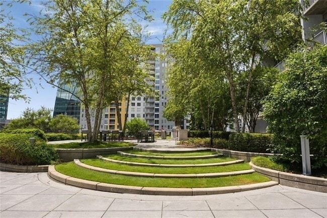 Building Photo - 44 Peachtree Pl NE