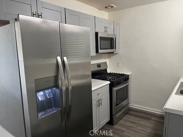 Building Photo - 36947 Melrose Dr