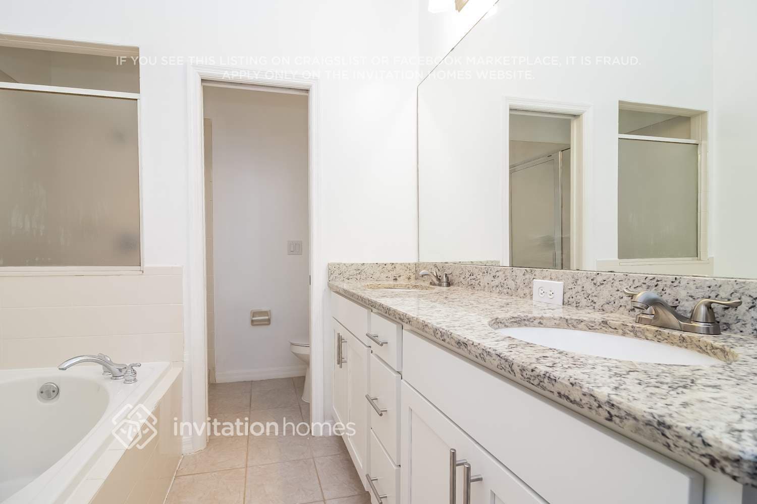 Building Photo - 4000 Shawn Cir