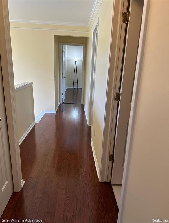 Building Photo - 45655 Larchmont Dr
