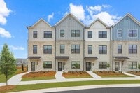 Building Photo - 204 Blue Heron Dr