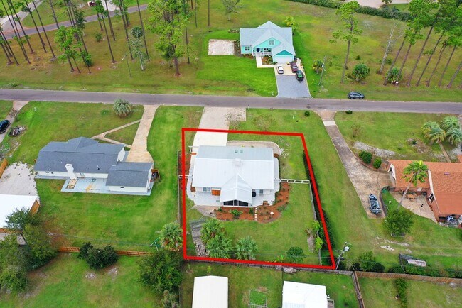 Building Photo - 103 Mimosa Ave