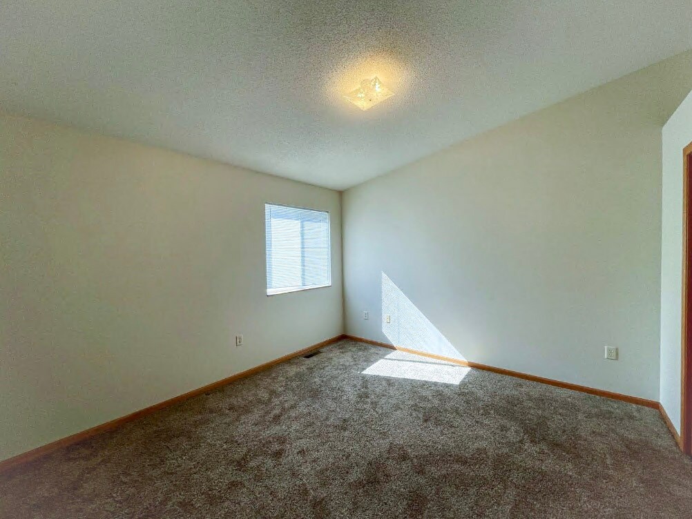 Building Photo - 320 Scheidler Rd