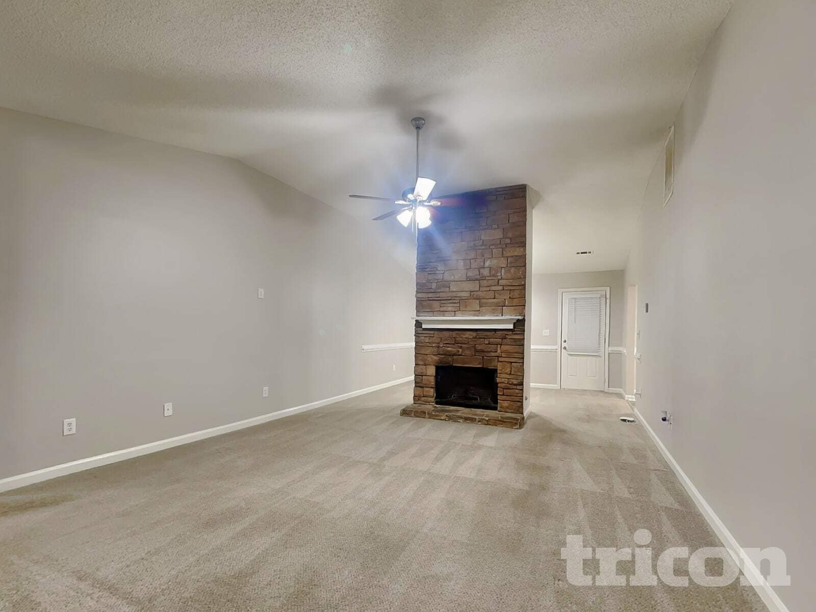 Building Photo - 10980 Thrasher Rd