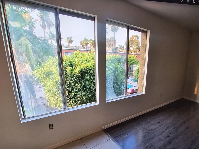 Building Photo - 1641 Pentecost Way