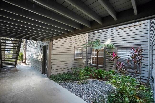 Building Photo - 2500 Winding Creek Blvd