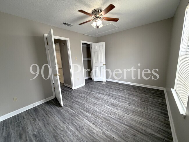 Building Photo - 3638 Dawnridge Cove