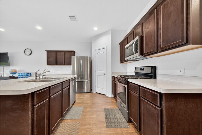 Building Photo - 21230 Violet Dusk Dr