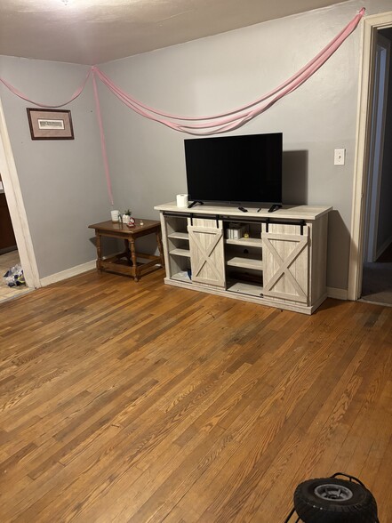 Building Photo - 316 Cornell Ave