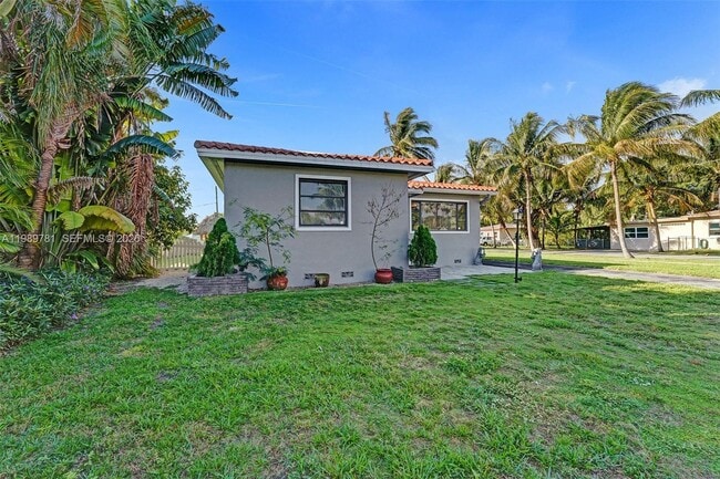 Building Photo - 529 NW 8th St