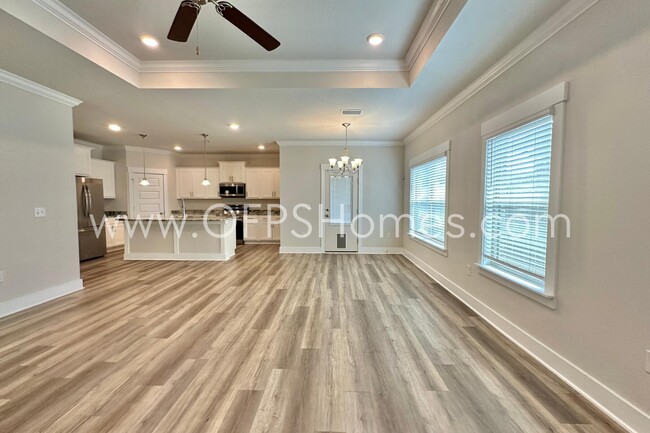 Building Photo - 7422 Stagecoach Rd