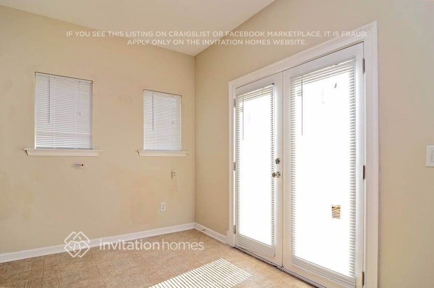 Building Photo - 7718 Parkside Dr