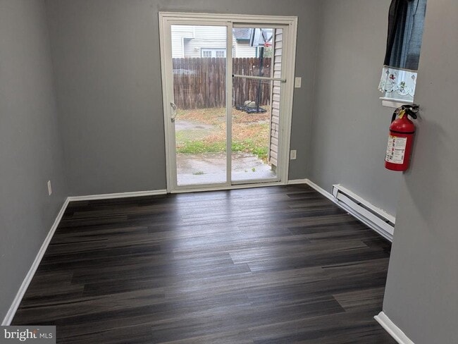 Building Photo - 51 Noble Rd