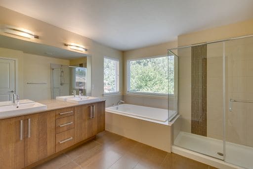 Building Photo - Gorgeous South Everett MainVue Home Available!