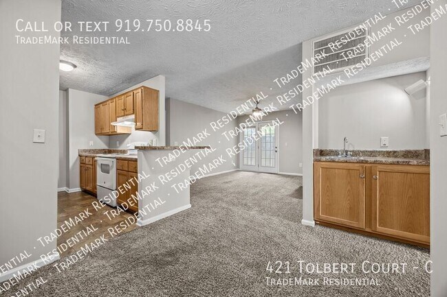Building Photo - 421 Tolbert Ct