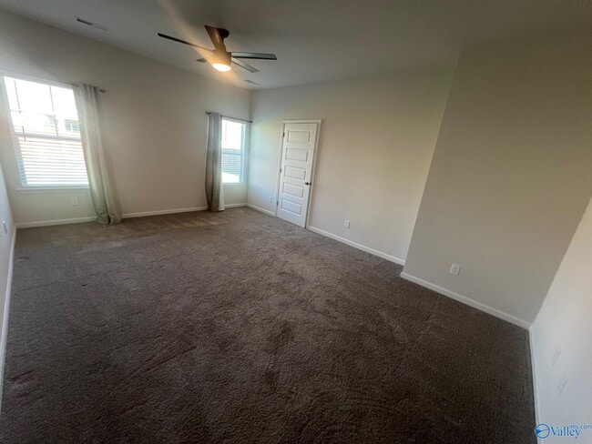 Building Photo - 212 Fairbrook Dr