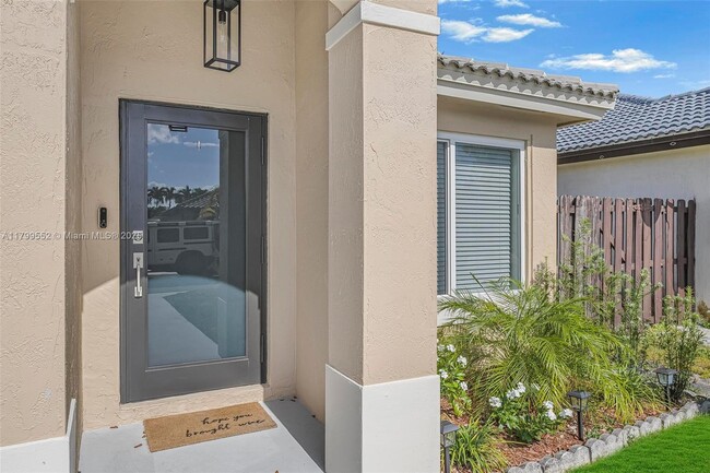 Building Photo - 13961 SW 150th Ct