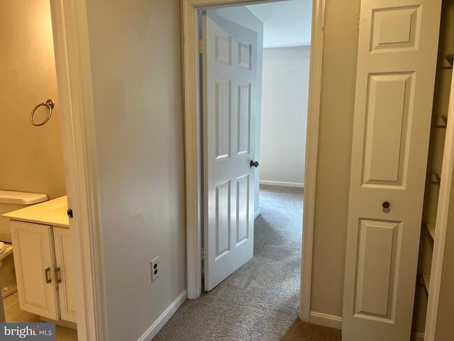 Building Photo - 7384 Jiri Woods Ct