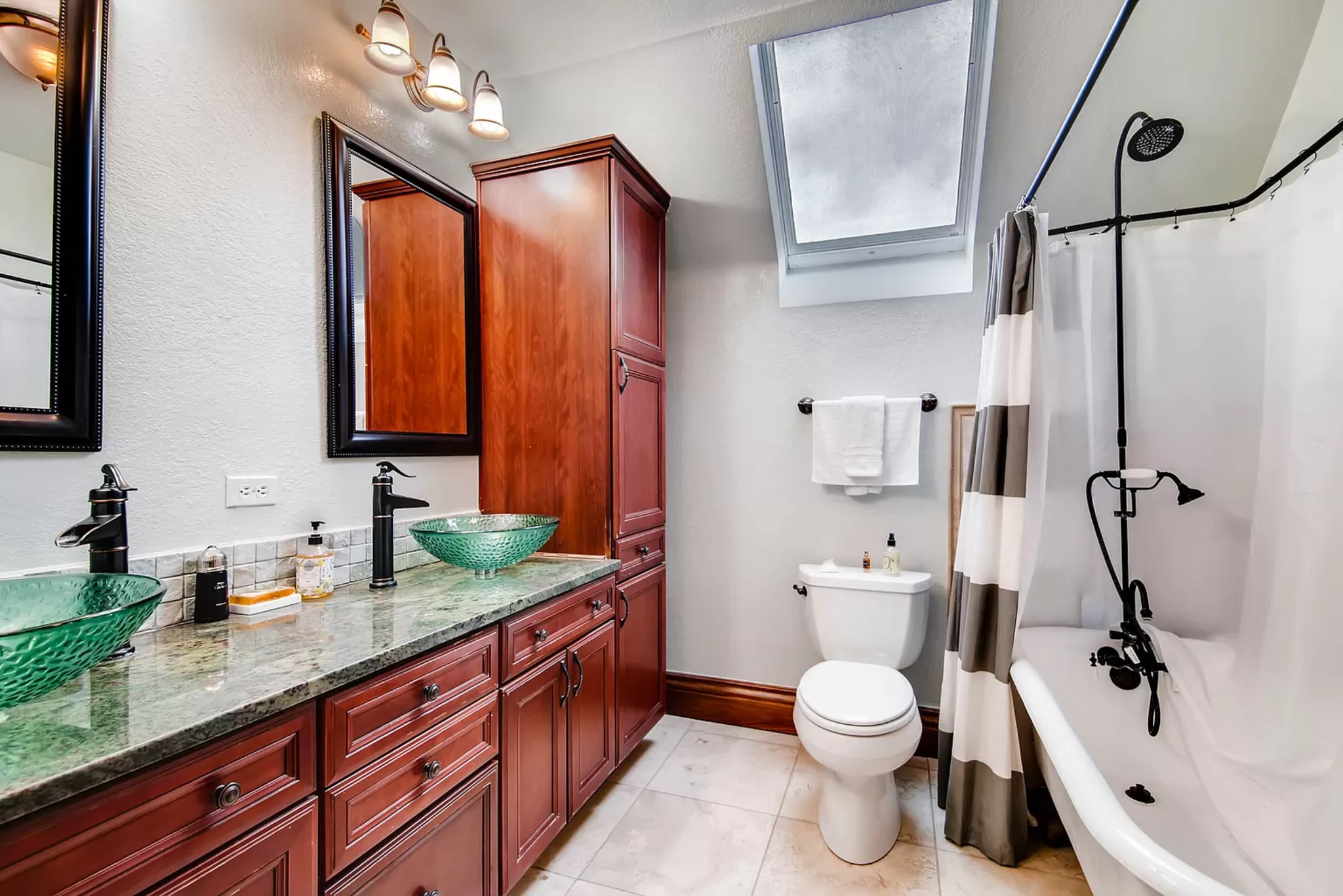 Master Bath - 1373 Osceola St