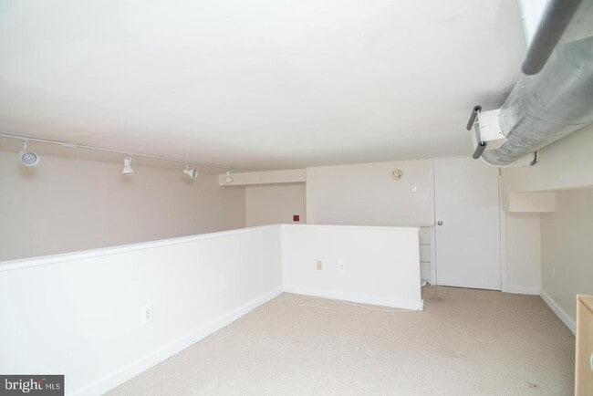 Building Photo - 1035 Spruce St