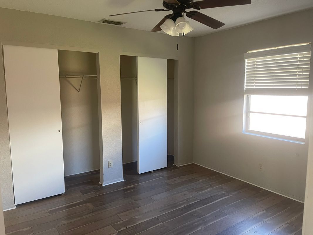 Building Photo - 276 Vilna St