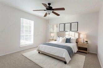 Building Photo - 1441 Kleber Dr