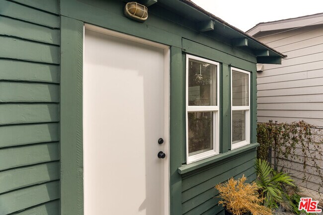 Building Photo - 126 Franklin Ct