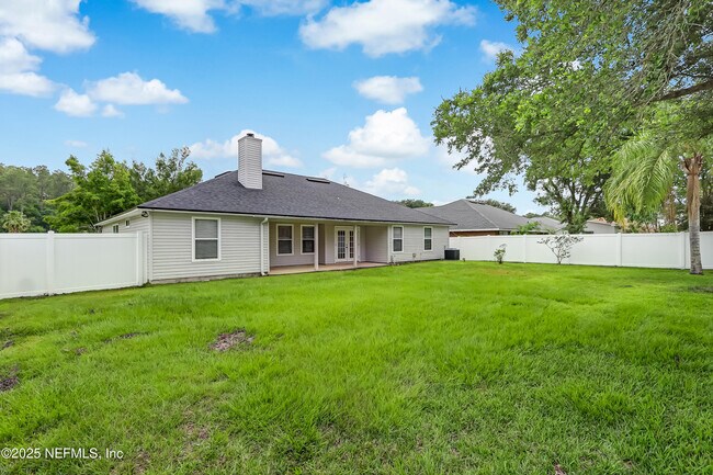 Building Photo - 9703 Cedar Ridge Dr W