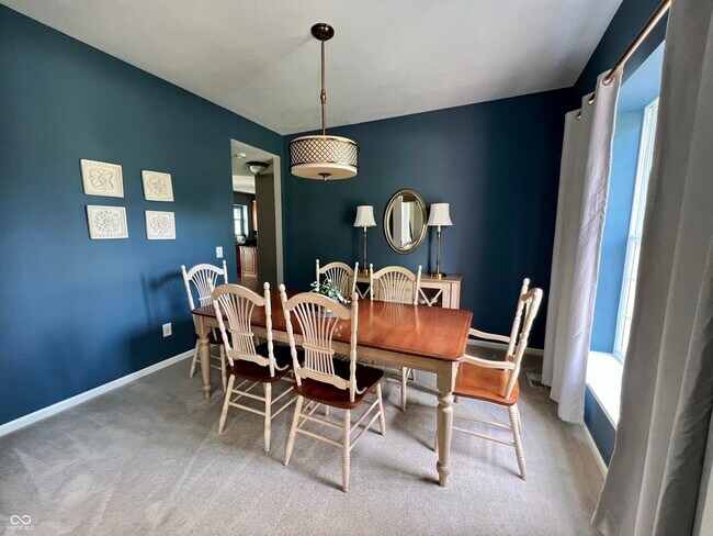 Building Photo - 14131 Stallion Ct
