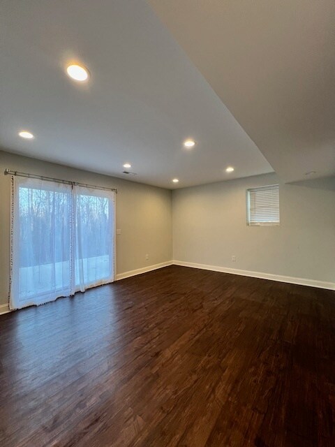 Building Photo - 445 Andrew Dr
