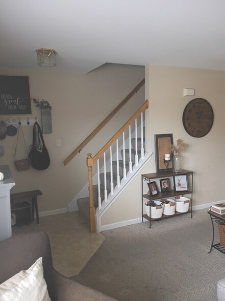 Building Photo - 428 Indian Rock Cir