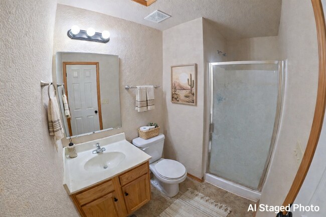 Building Photo - Beautiful Miller Ranch Town-Home with Open Floor Plan! Available Now!