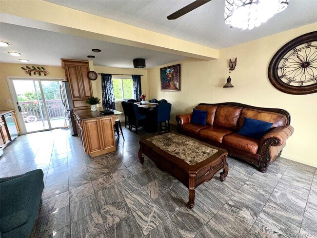 Building Photo - 1316 Mcclure Ave