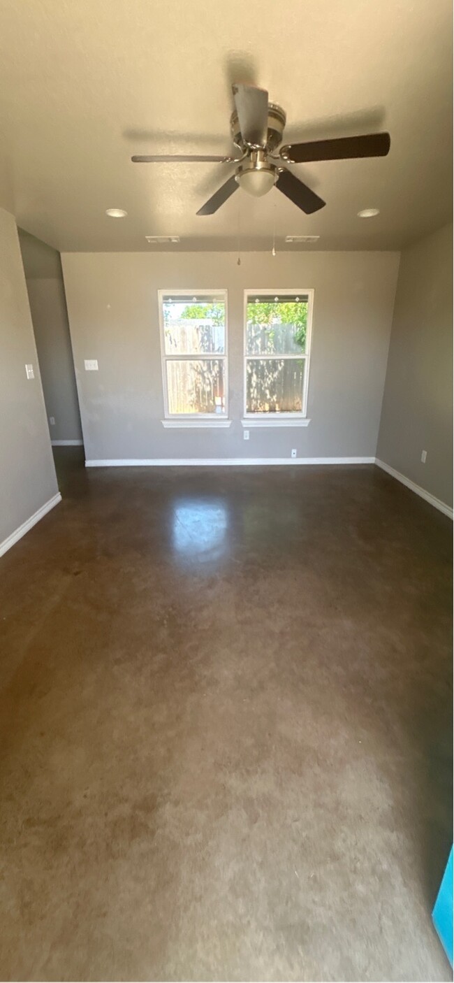 Building Photo - 145 Quail Meadows Dr