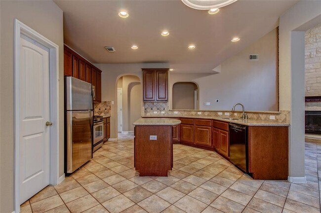 Building Photo - 11616 Cherisse Dr