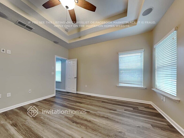 Building Photo - 15604 Spotted Saddle Cir