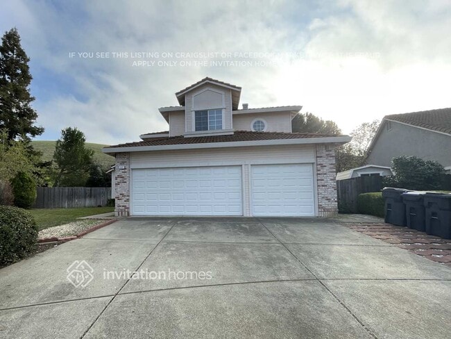 Building Photo - 117 Pau Ct