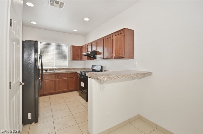 Building Photo - 4218 S Sugar Dr