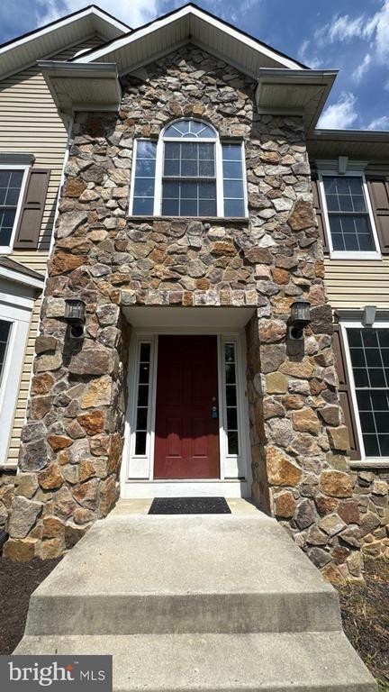 Building Photo - 4165 Tiber Falls Dr