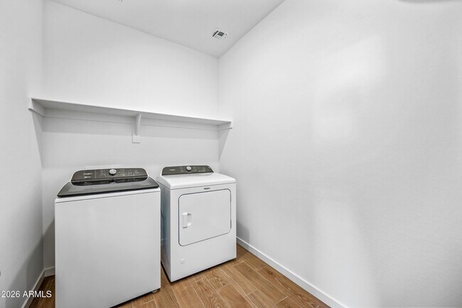 Building Photo - 2436 Fortana Dr