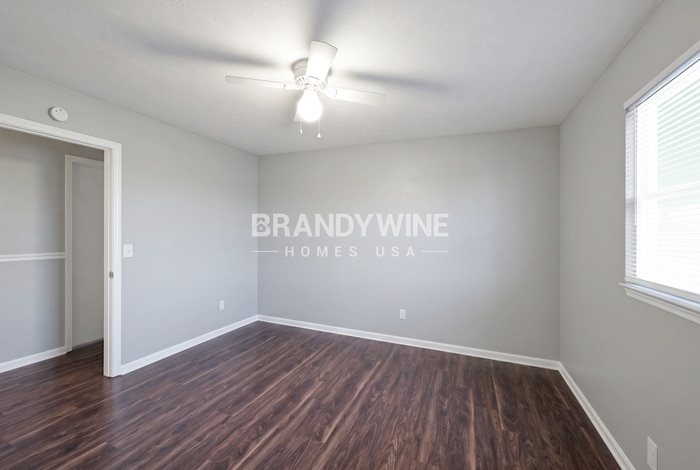 Building Photo - 3310 S Whisper Dr