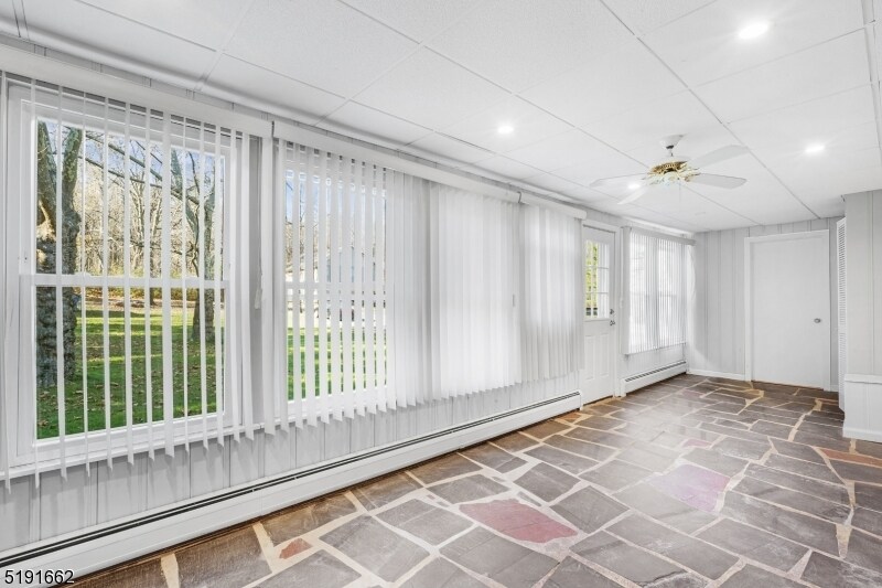 Sunroom - 27 Hillcrest Rd