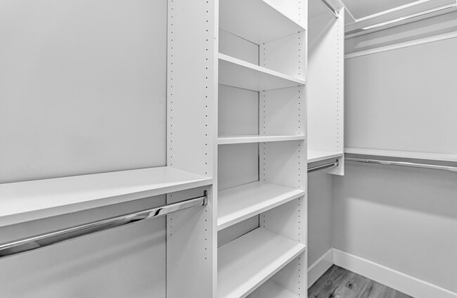 Building Photo - 1218 1st Ave