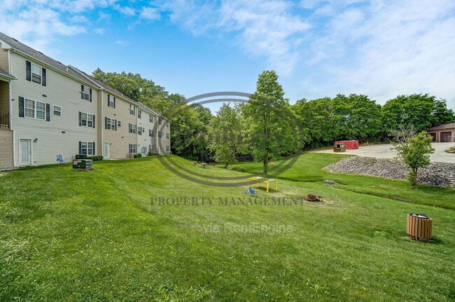 Building Photo - 1115 N Byrne Rd