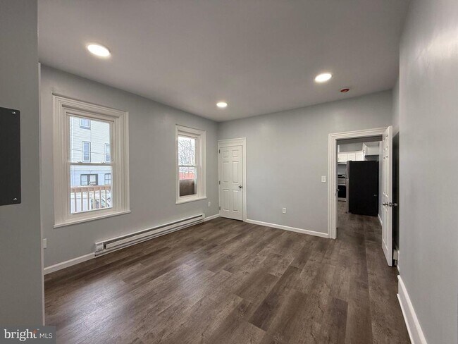 Building Photo - 1156 Franklin St