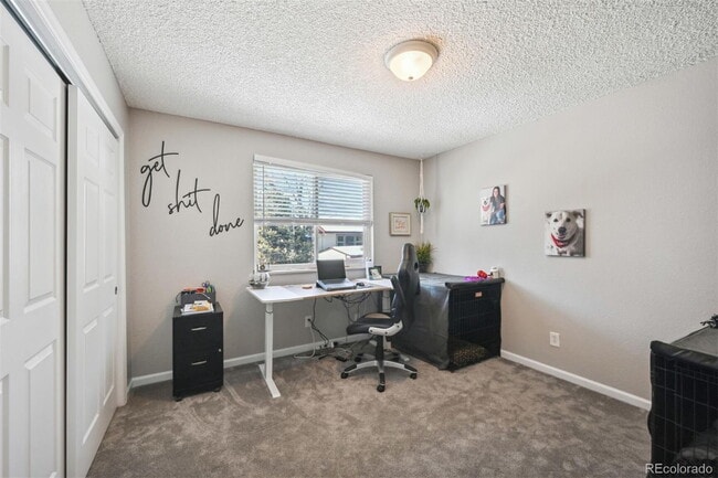 Building Photo - Wonderful duplex in Westminster!