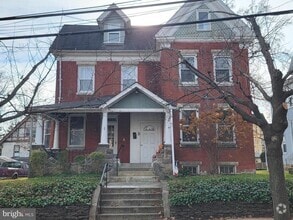 Building Photo - 53 E Centre St